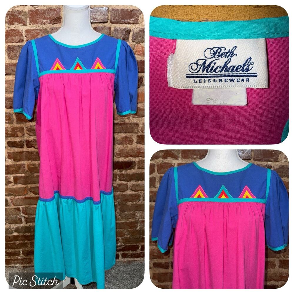 Beth Michaels House Dress Cotton Embroidered Sz S Color Block made USA Vintage